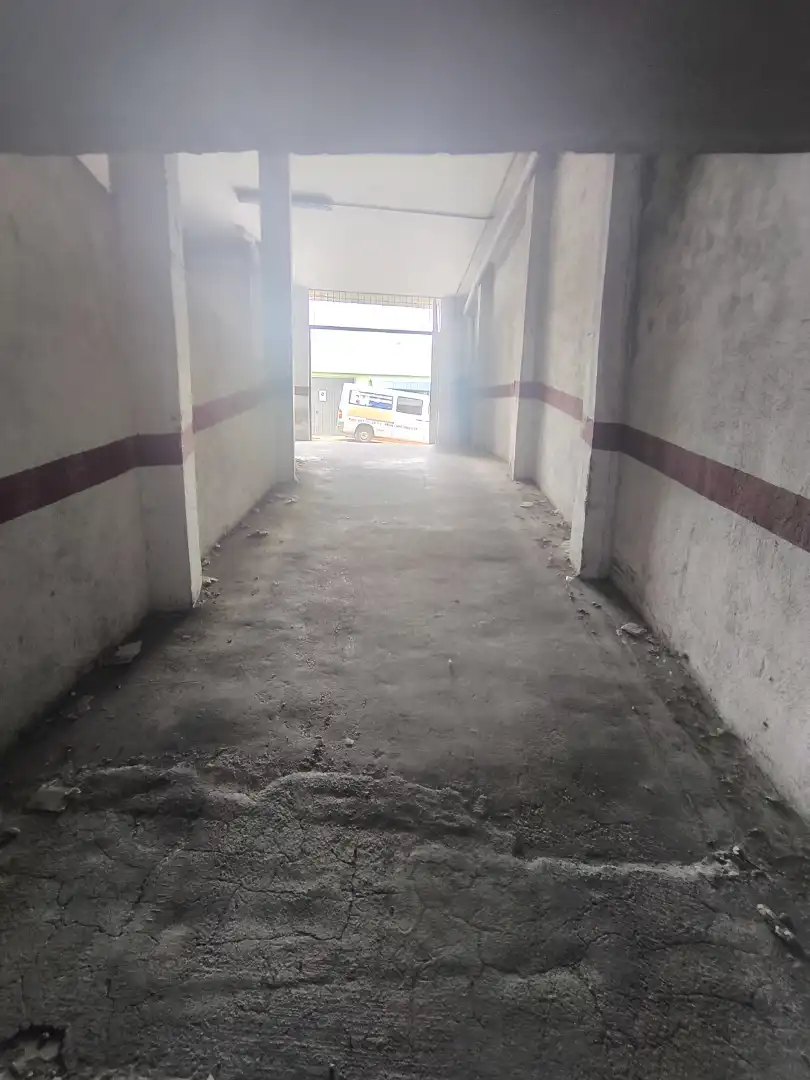 Garage zum Verkauf in Mengíbar