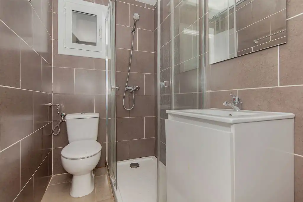 Badezimmer von Wohnung zum Verkauf in Barcelona