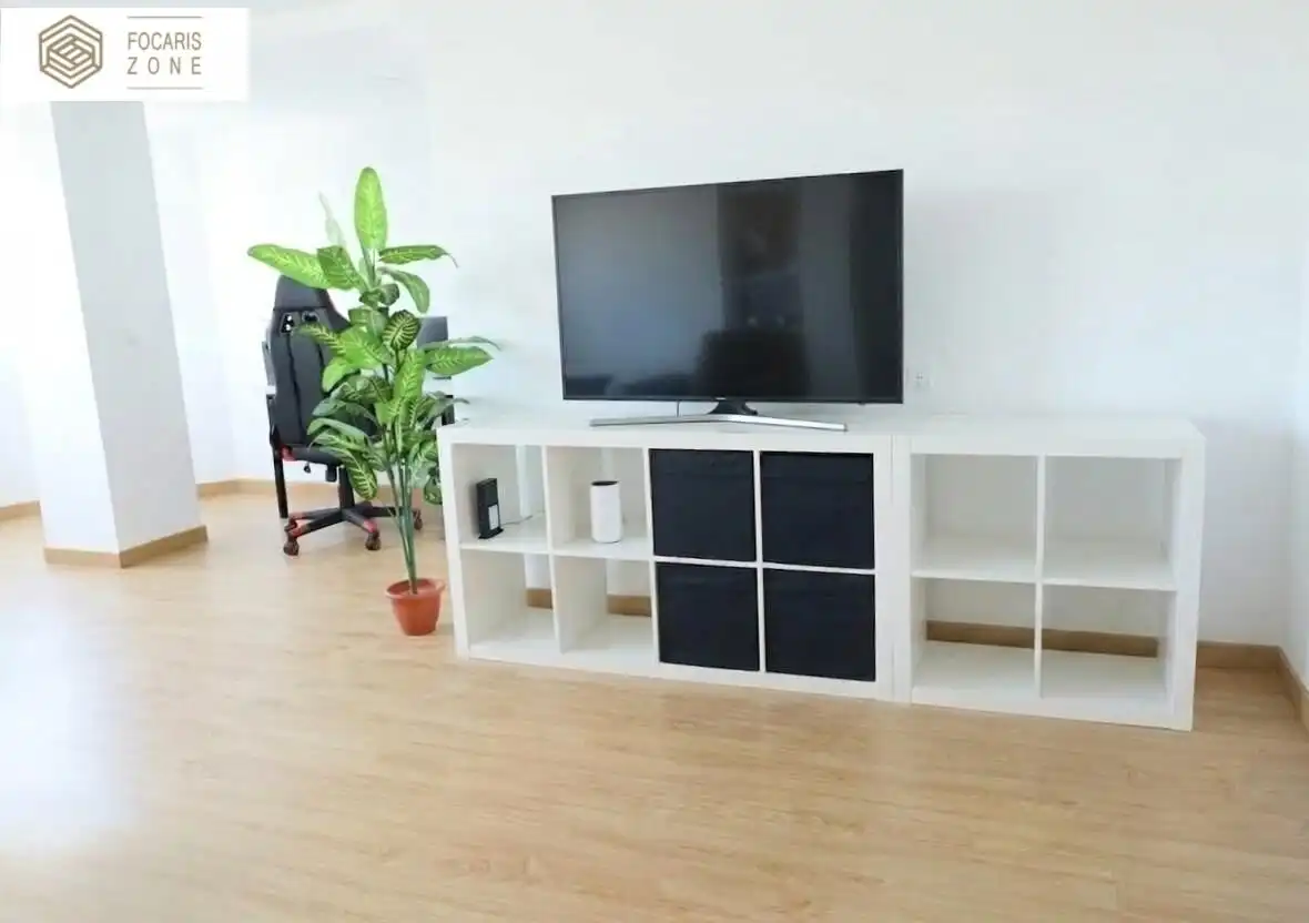 Sala d'estar de Casa o xalet en venda en Torremolinos amb Aire condicionat, Calefacció i Jardí privat