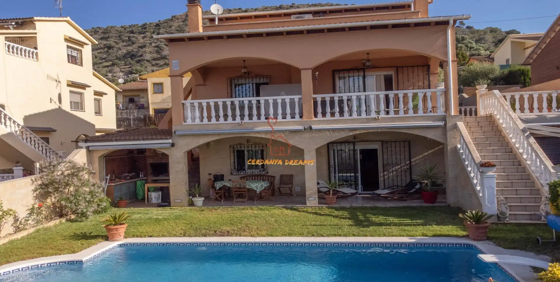 Exterior view of Houses for sale in El Vendrell  with Air Conditioner, Heating and Private garden