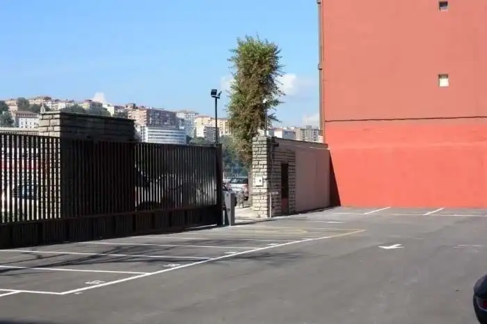 Vista exterior de Oficina de alquiler en Leioa con Aire acondicionado y Calefacción