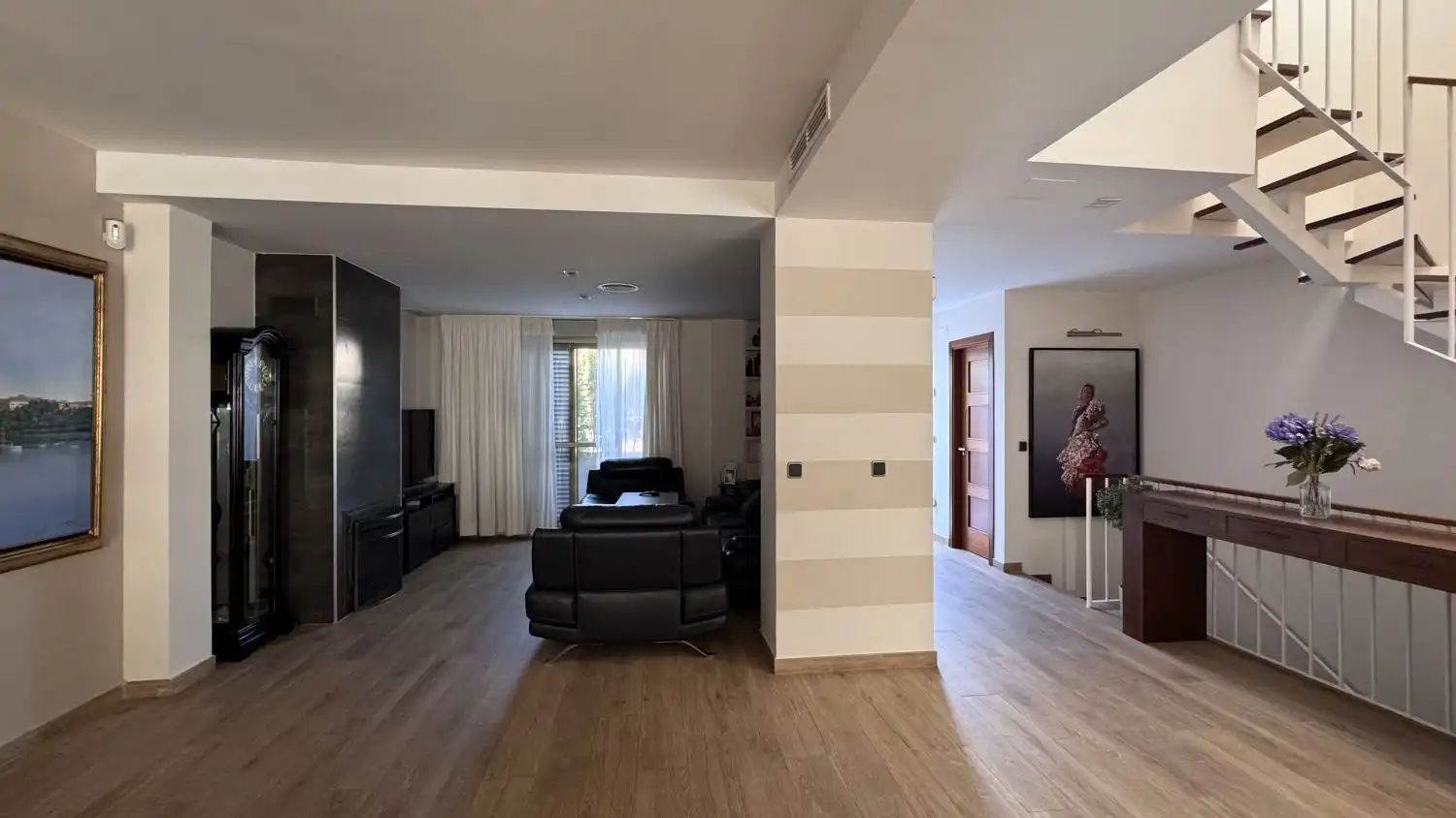 Living room of Houses for sale in Sevilla  with Air Conditioner, Terrace and Storage room