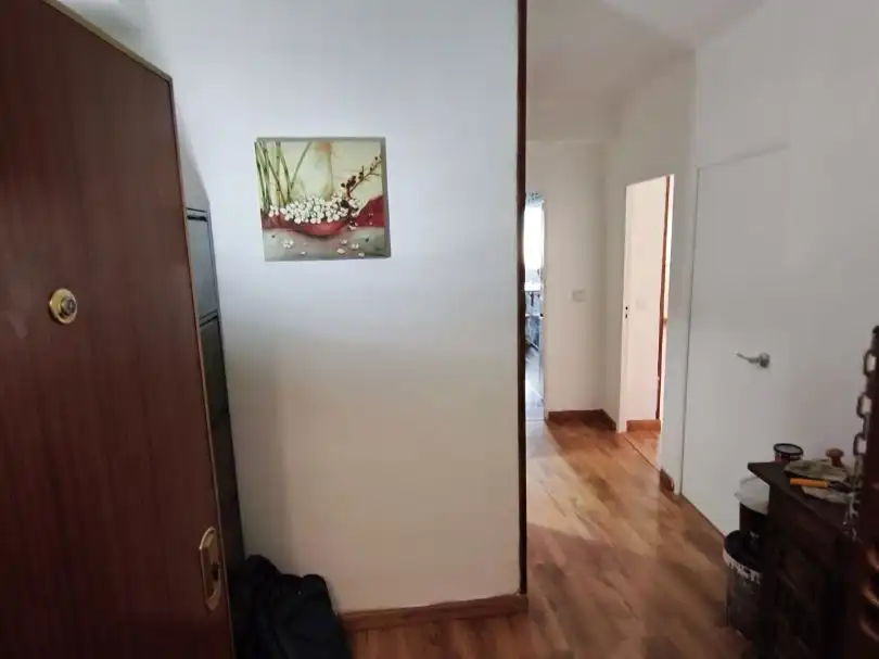 Wohnung zum Verkauf in  Madrid Capital mit Klimaanlage, Terrasse und Balkon