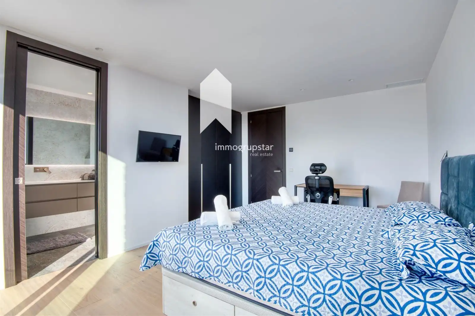 Maison avec piscine à vendre à Narcis Monturiol 17, imagen 27