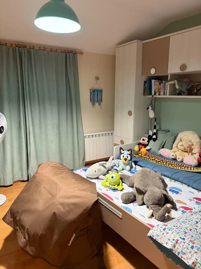 Dormitori de Casa adosada en venda en Mocejón amb Aire condicionat, Jardí privat i Terrassa