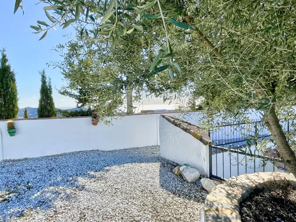 Garden of Country homes for sale in Almáchar  with Private garden, Swimming Pool and Furnished