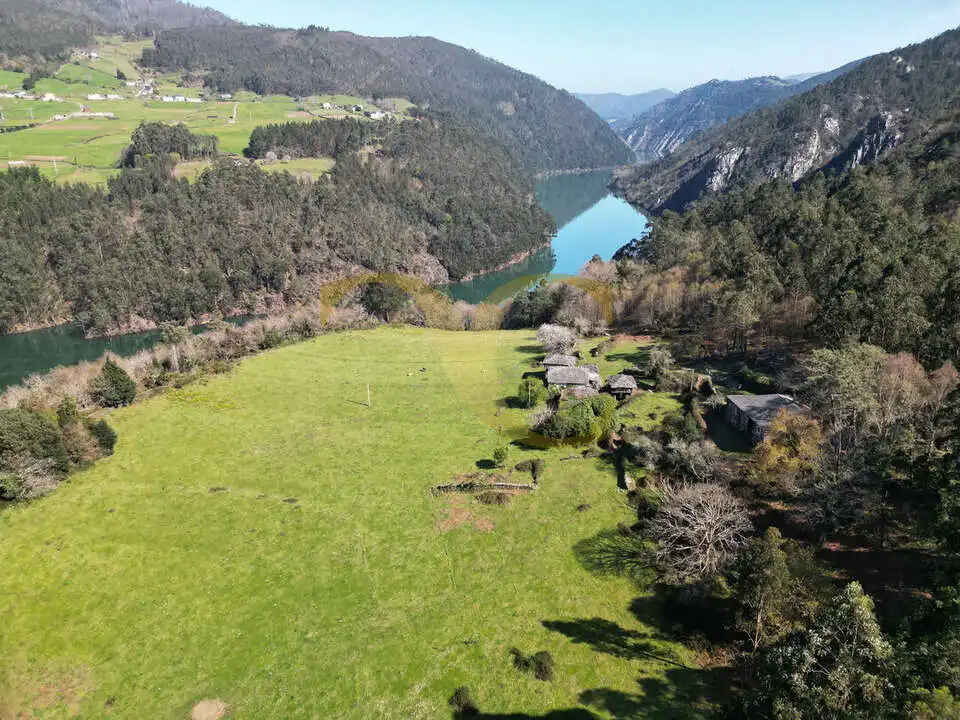 Casa o xalet en venda en Villayón amb Jardí privat