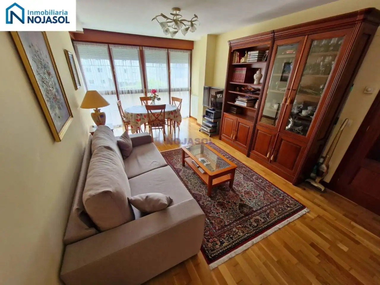 Apartament amb ascensor en venda a Calle santoña