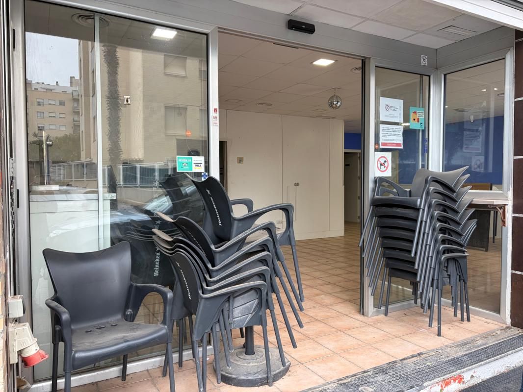 Premises for sale in Paterna  with Air Conditioner, Heating and Terrace