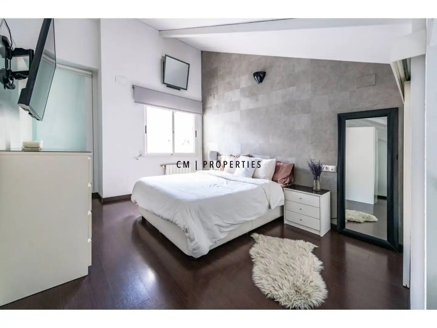 Dormitori de Dúplex de lloguer en Valencia amb Aire condicionat, Calefacció i Parquet