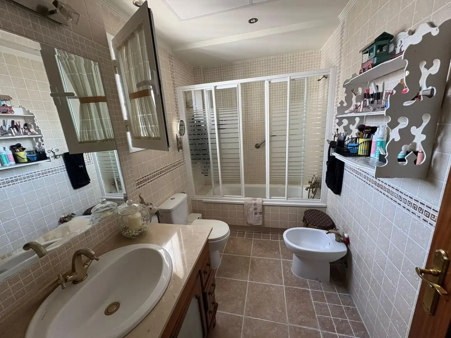 Bathroom of Houses for sale in Morón de la Frontera