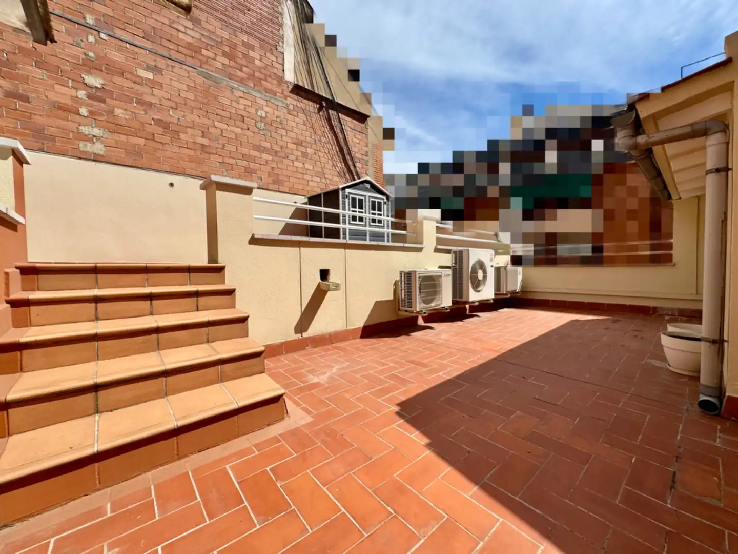 Terraza de Piso en venta en Sant Boi de Llobregat con Aire acondicionado, Terraza y Trastero