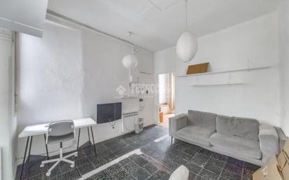 Sala d'estar de Pis en venda en  Madrid Capital amb Calefacció i Balcó