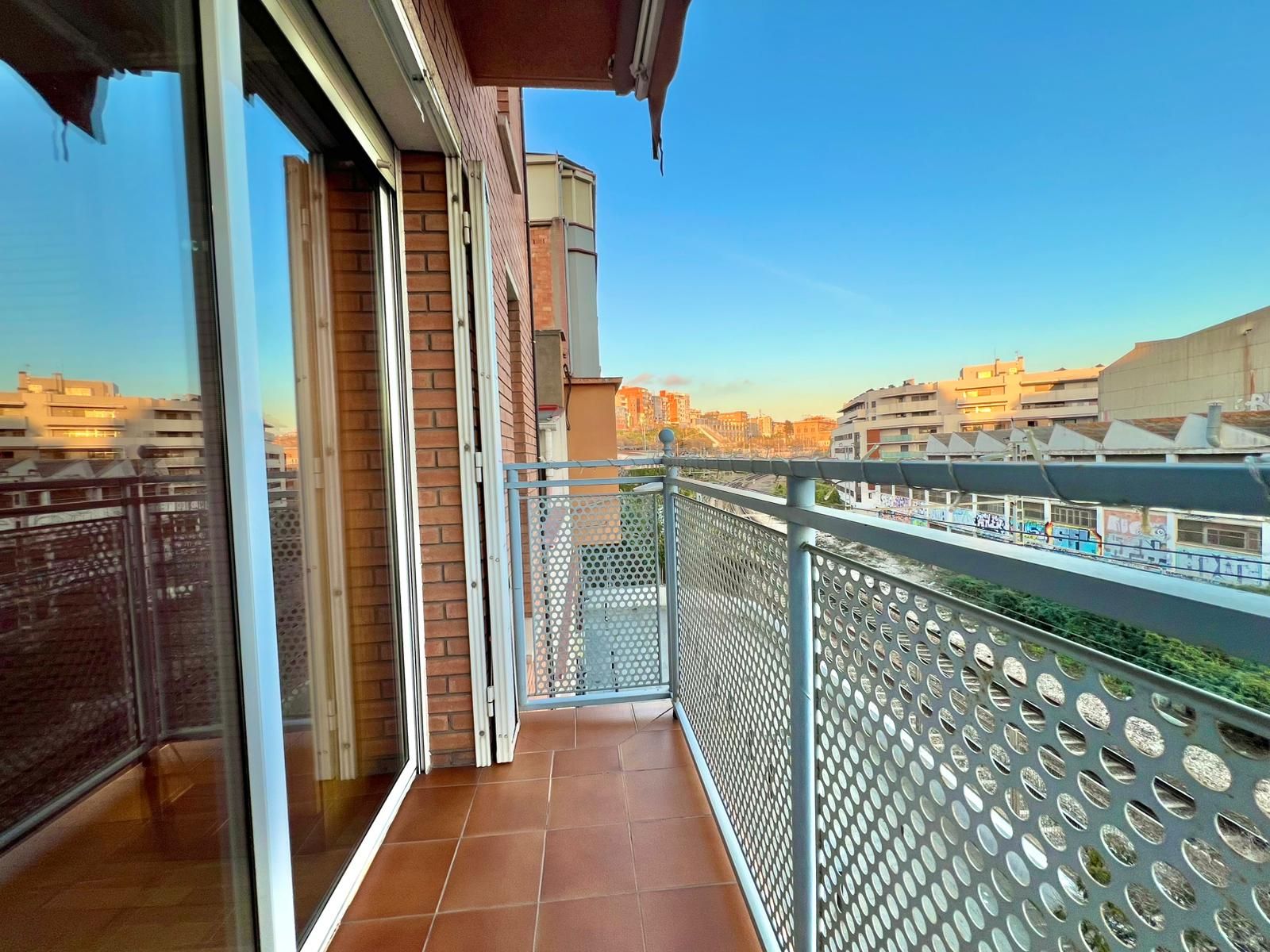 Terrasse von Maisonette zum Verkauf in L'Hospitalet de Llobregat mit Terrasse und Balkon
