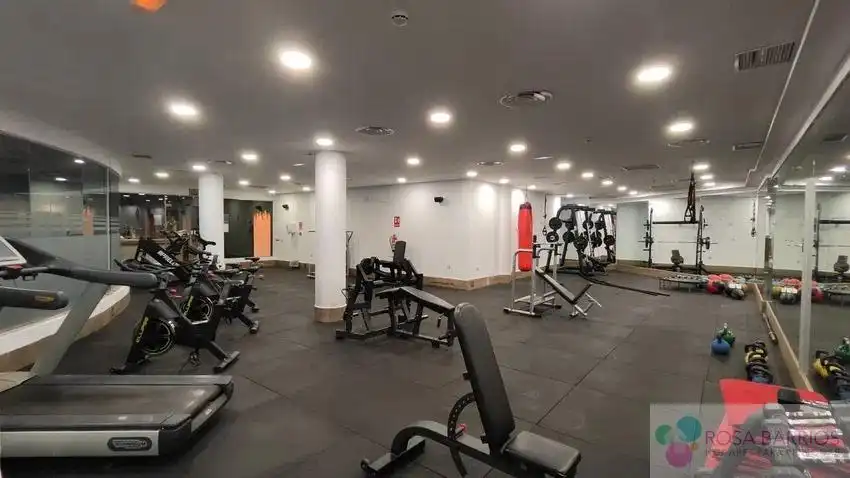 Apartamento en venta en Benahavís con Aire acondicionado, Terraza y Amueblado