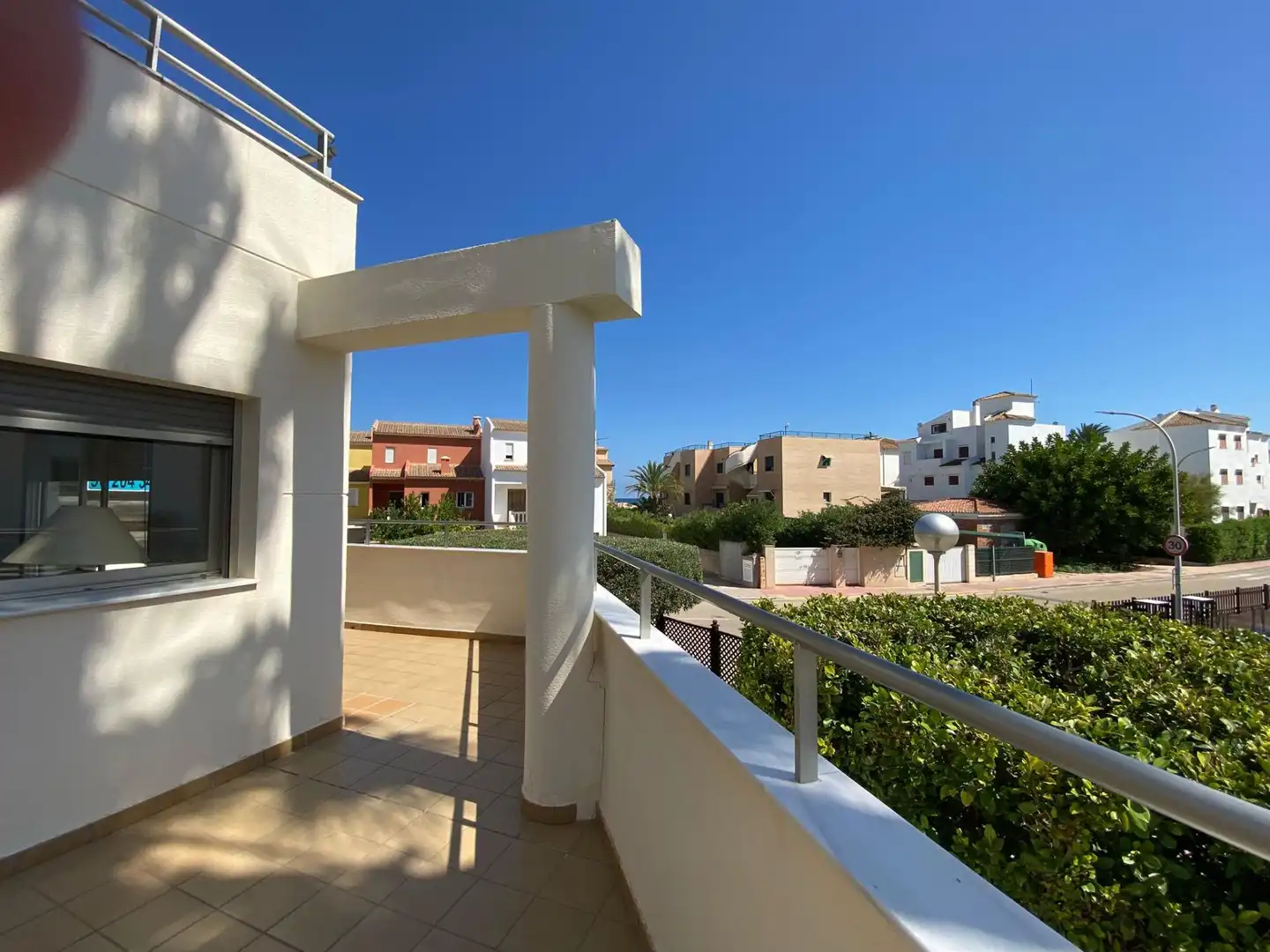 Terrassa de Casa adosada en venda en Oliva amb Aire condicionat, Calefacció i Jardí privat