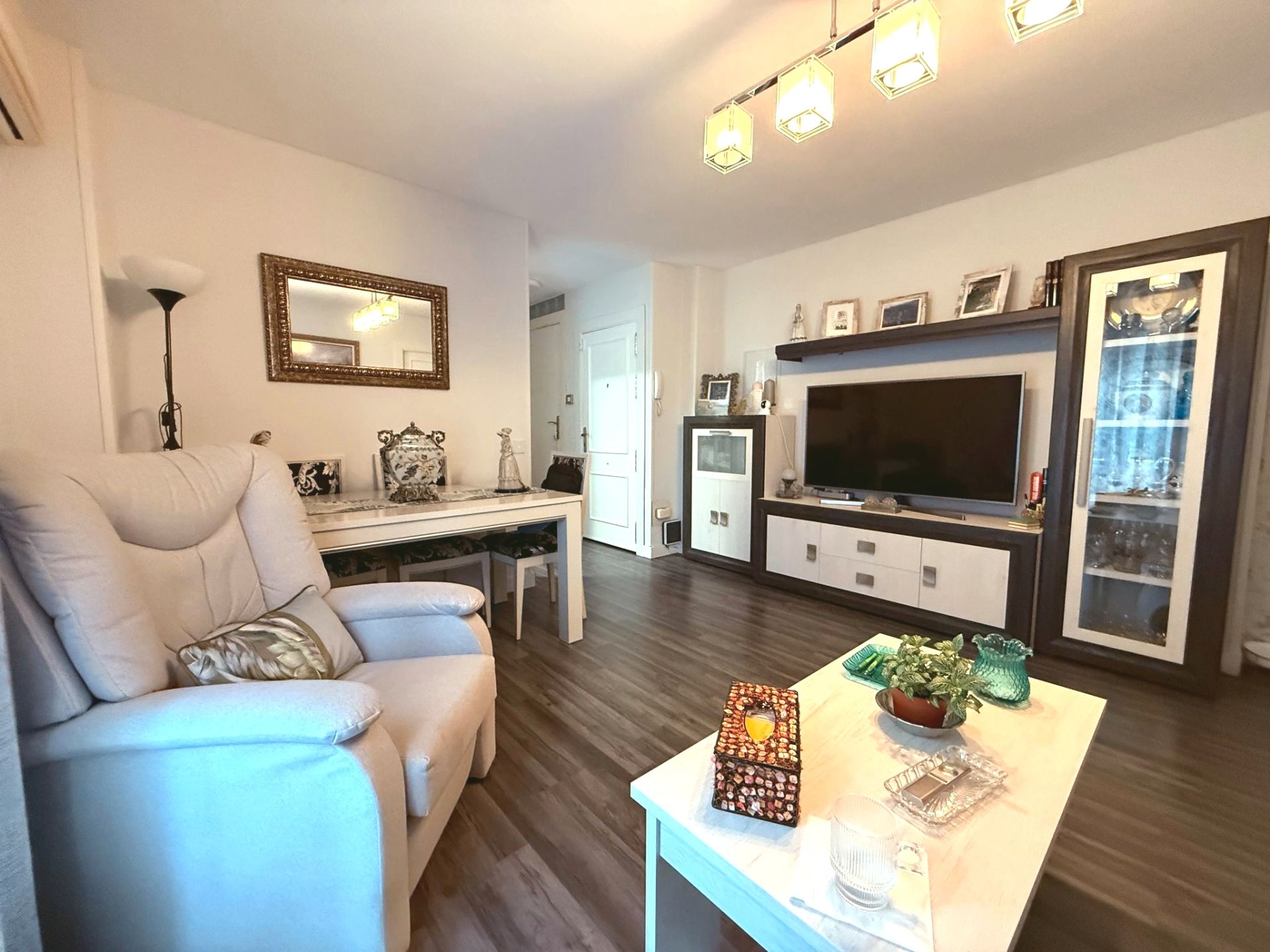 Sala d'estar de Dúplex en venda en Azuqueca de Henares amb Aire condicionat i Calefacció