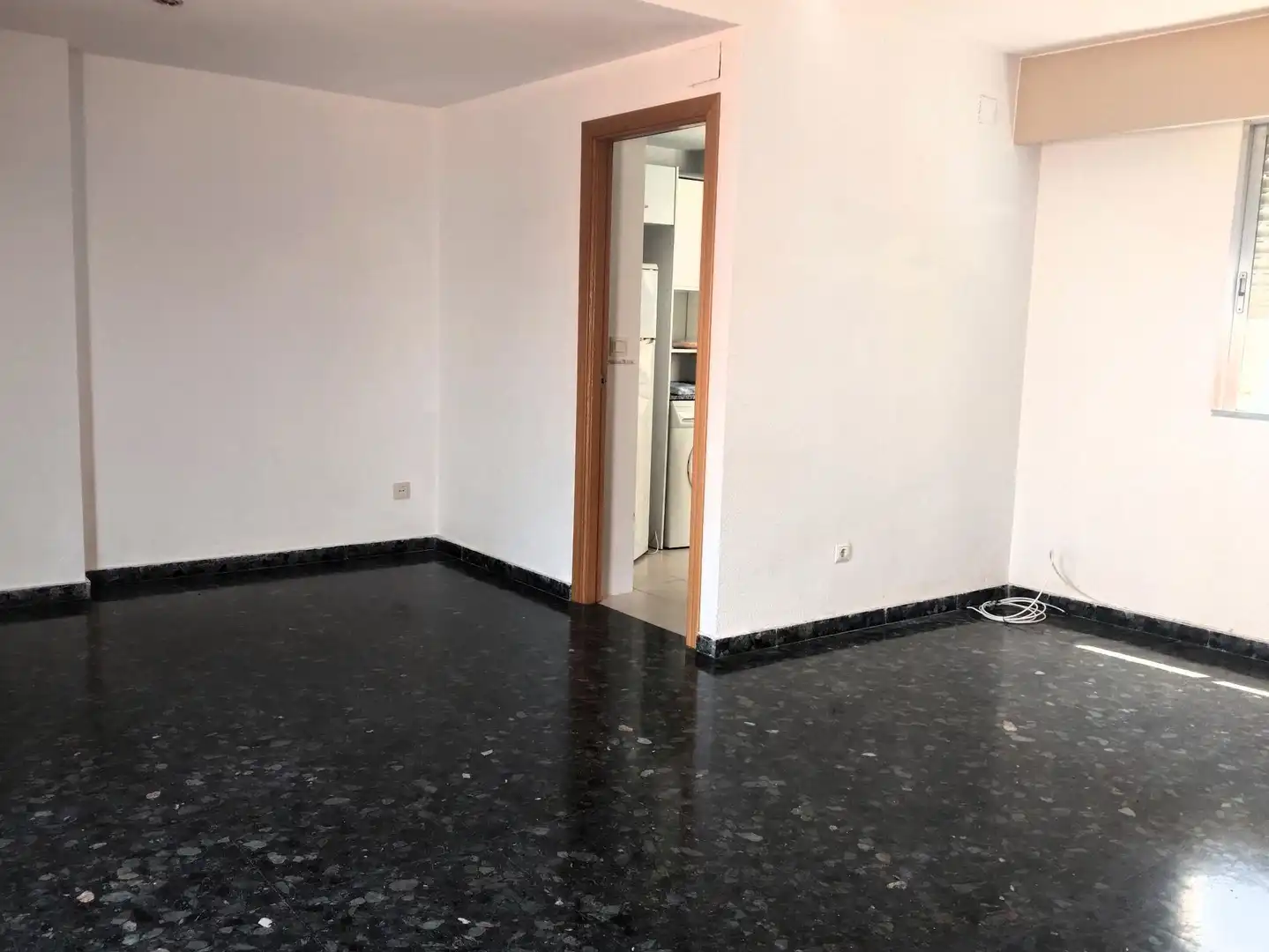 Flat for rent in Valencia  with Terrace