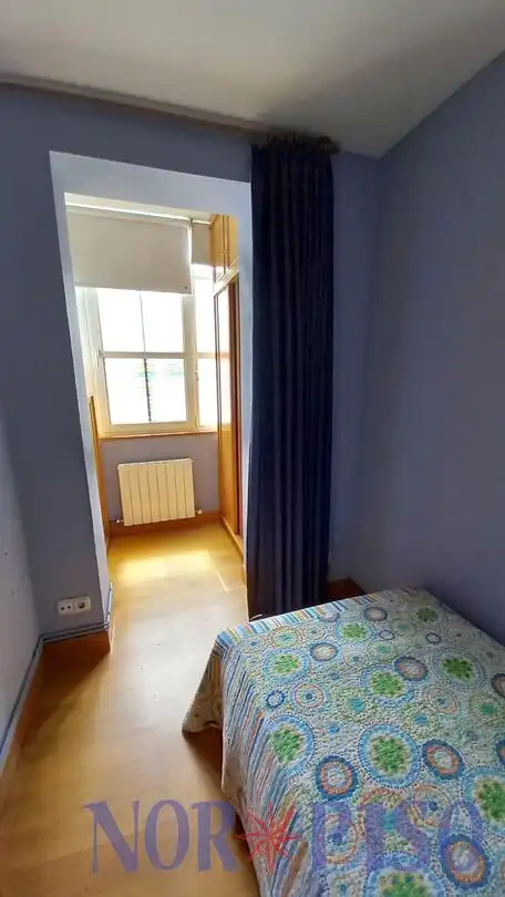 Schlafzimmer von Wohnung zum Verkauf in Bilbao  mit Heizung und Balkon