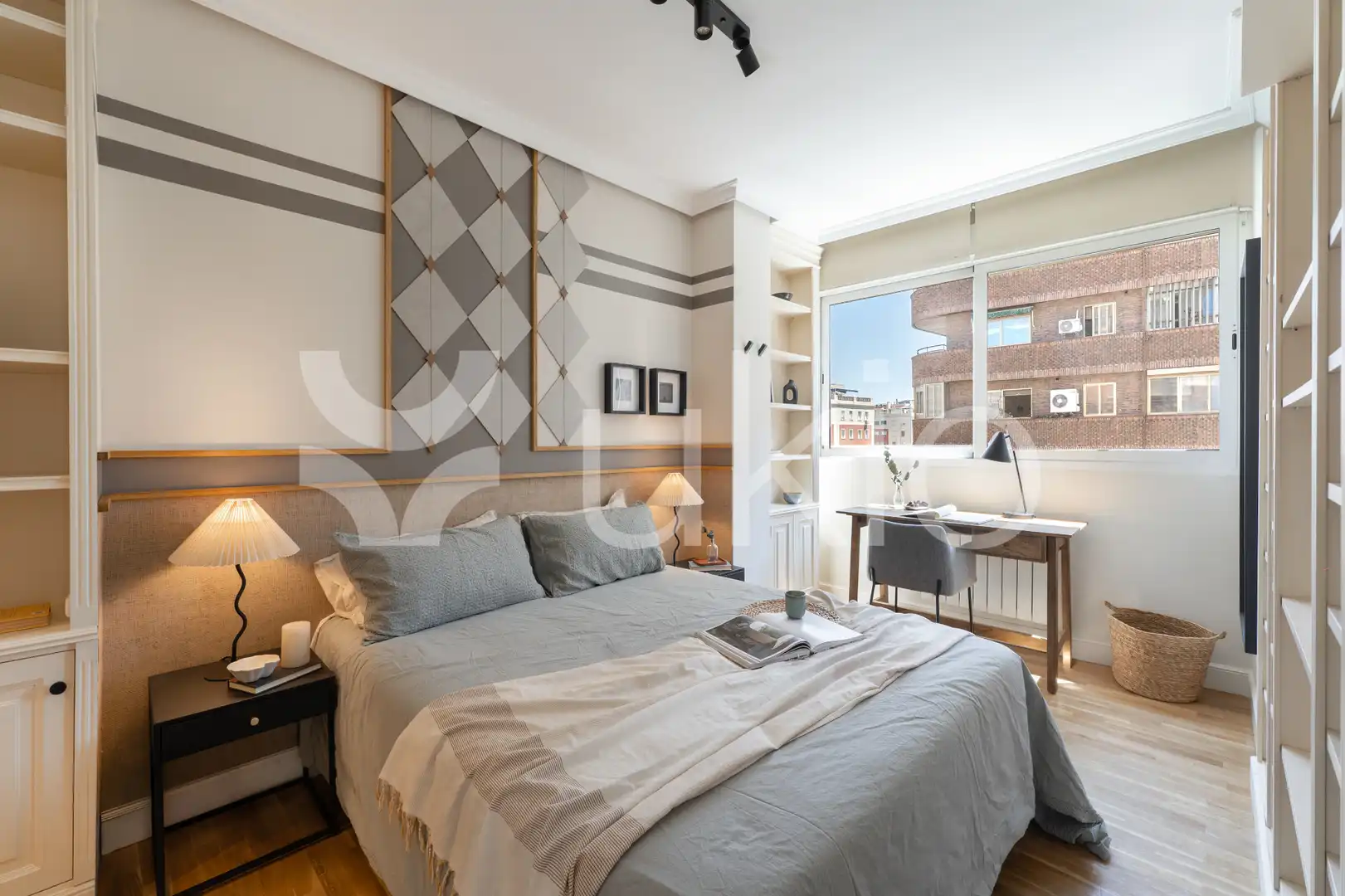 Apartamento de alquiler en Avenida de Alberto de Alcocer, Hispanoamérica - Bernabéu