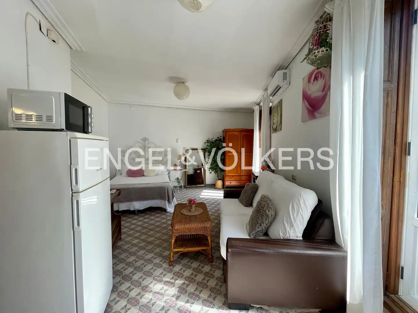 Sala de estar de Piso de alquiler en Valencia con Aire acondicionado, Calefacción y Balcón