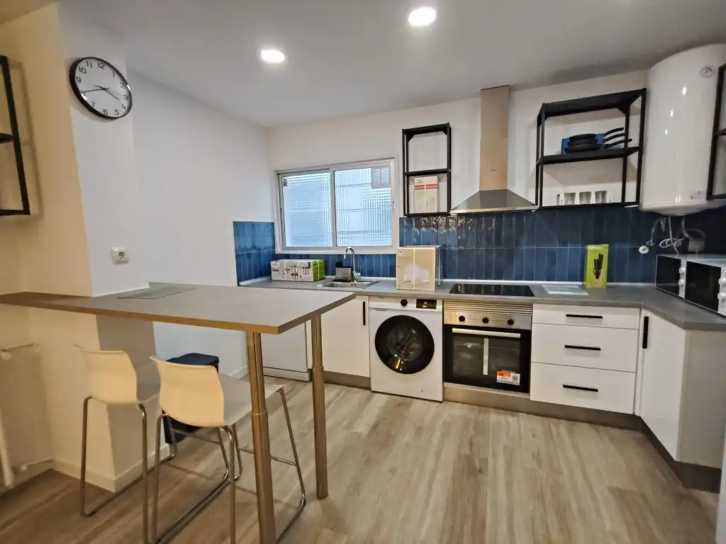Appartamento con ascensore in vendita a Calle Merida, imagen 3