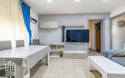 Sala d'estar de Pis en venda en Viladecans amb Aire condicionat i Calefacció
