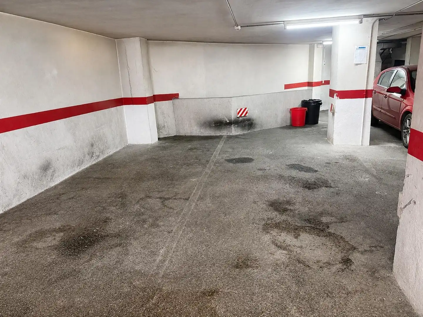 Parkplatz von Garage zur Miete in Barcelona