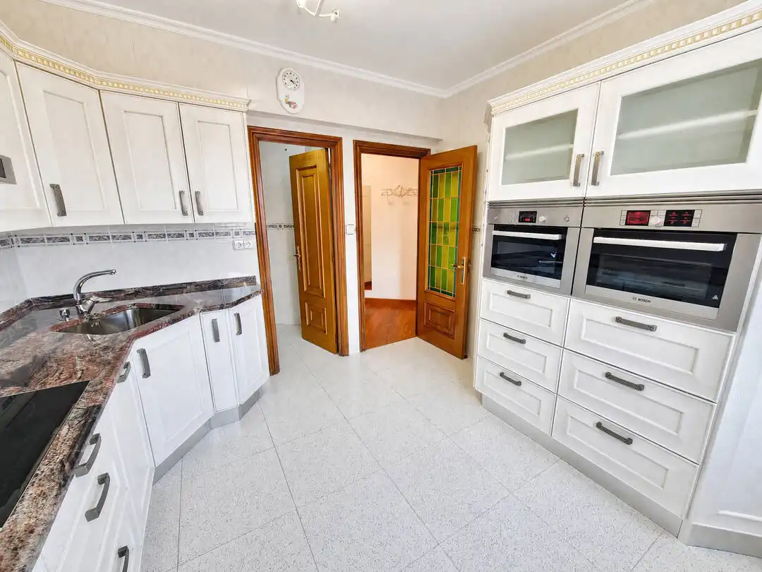 Kitchen of Flat for sale in Portugalete  with Heating and Balcony