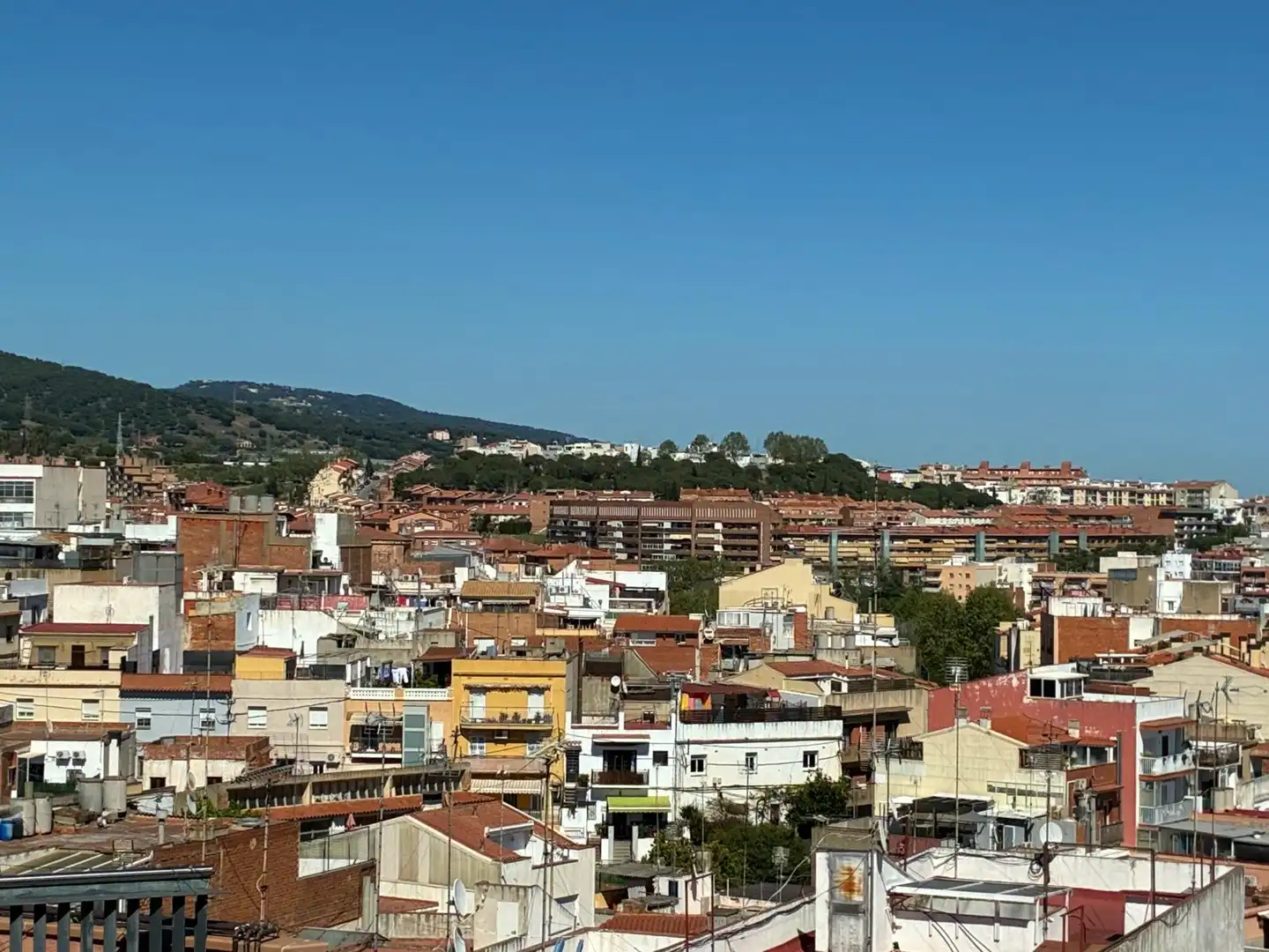 Vista exterior de Dúplex en venda en Mataró amb Terrassa, Moblat i Forn