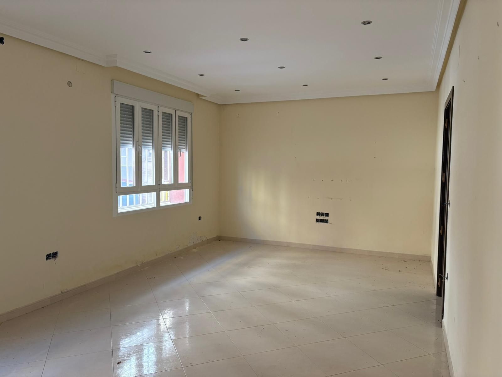 Flat for sale in Linares  with Balcony