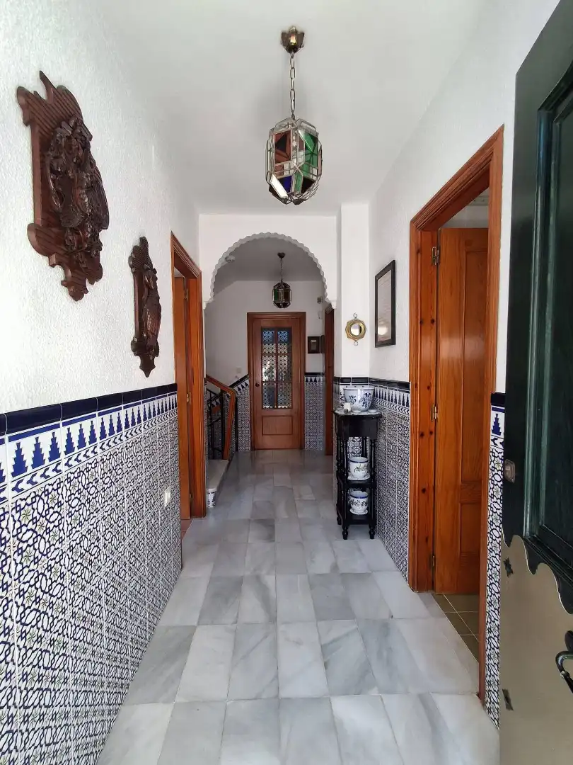 Haus oder Chalet zum Verkauf in Loja mit Heizung, Privatgarten und Terrasse