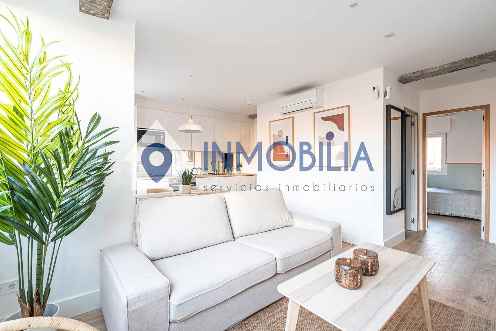 Piso en venta en Calle Valderrobres, Canillejas, San Blas