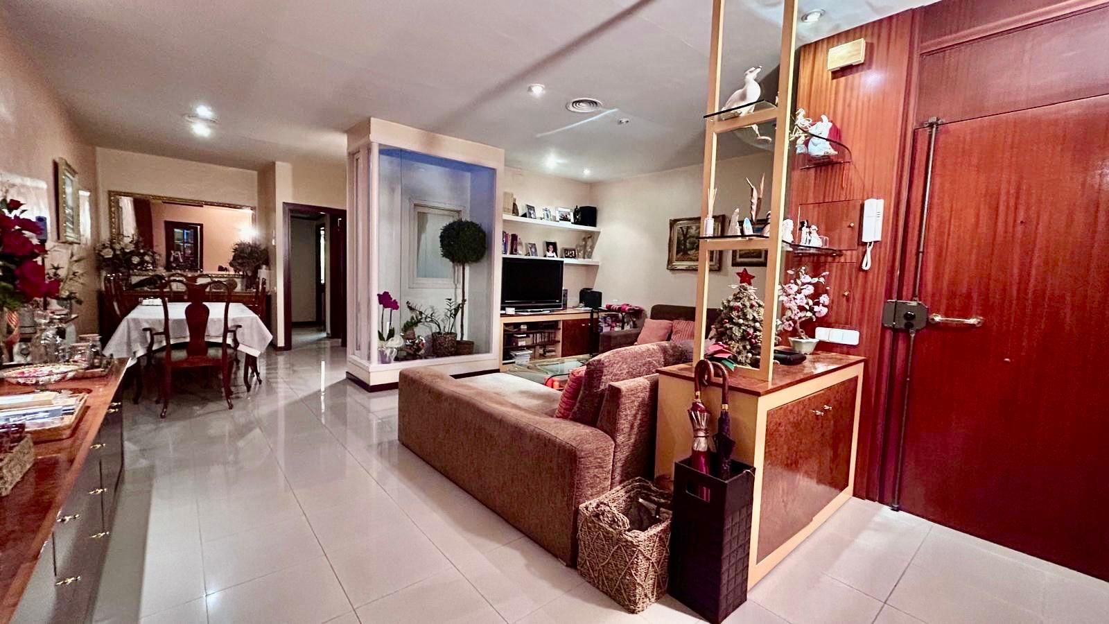 Living room of Flat for sale in Cornellà de Llobregat  with Heating