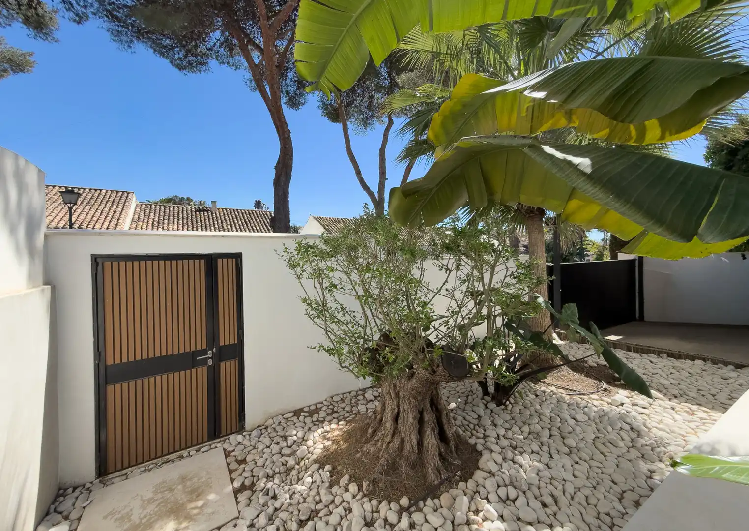 Jardí de Casa o xalet en venda en Marbella amb Aire condicionat, Jardí privat i Terrassa
