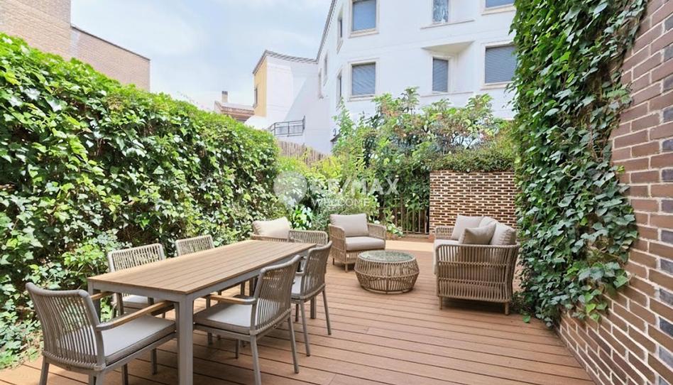 Foto 1 de Casa adosada en venda a Julián Hernández, Conde Orgaz - Piovera, Madrid