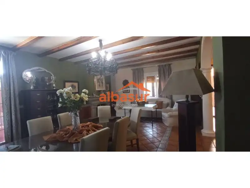 Comedor de Casa o chalet en venta en Fernán-Núñez con Jardín privado y Piscina