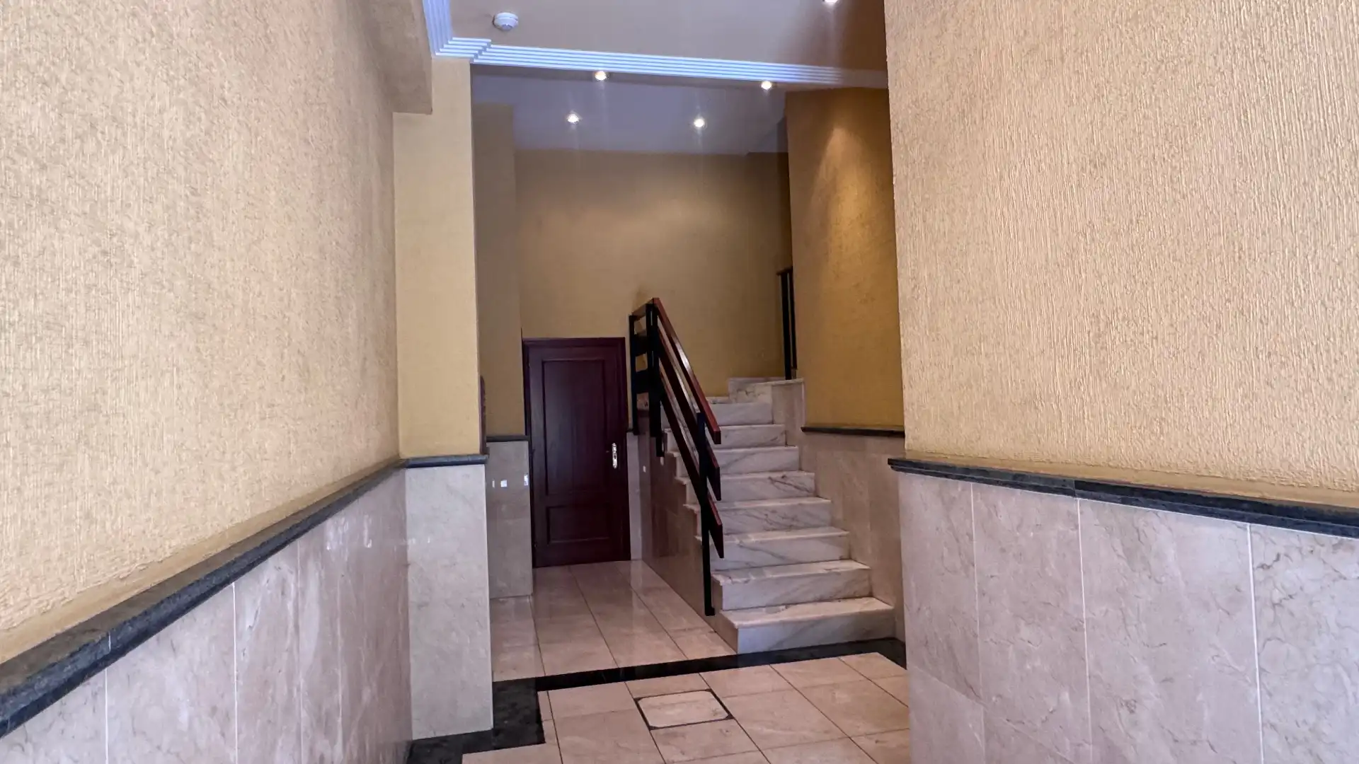 Apartamento en venta en Gijón  con Calefacción, Parquet y Trastero