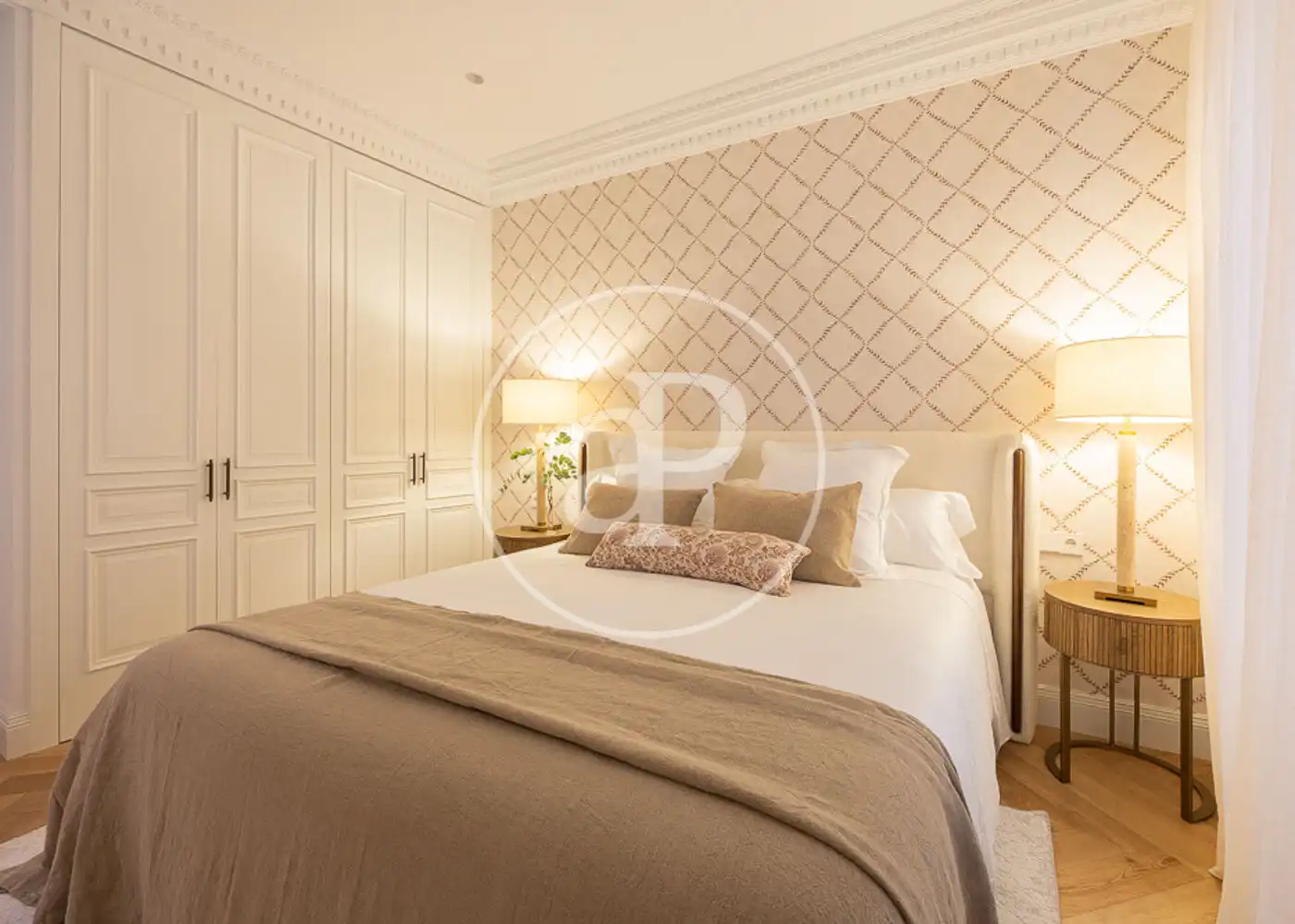 Bedroom of Flat for sale in Madrid  with Air Conditioner, Heating and Furnished