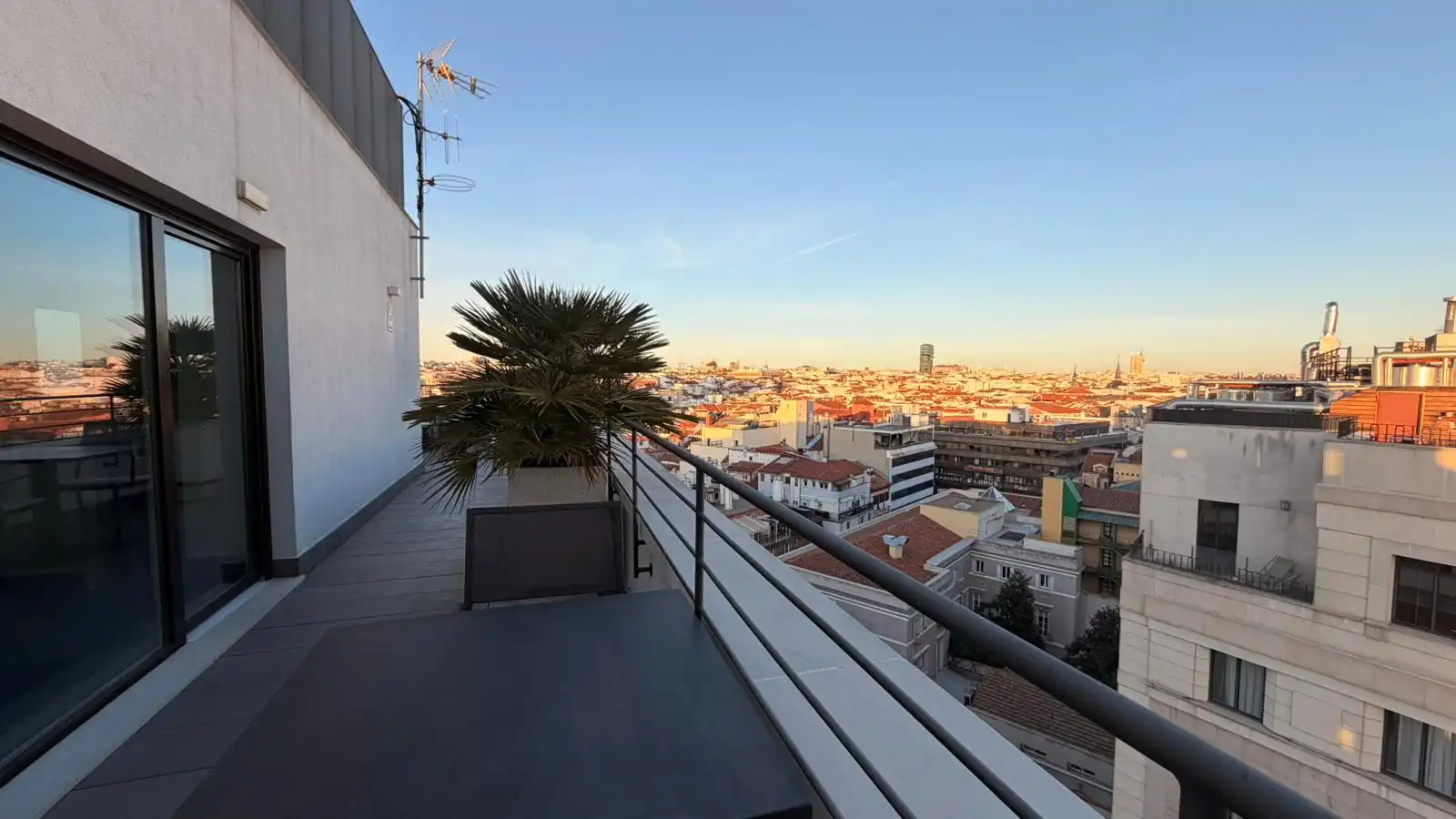 Terraza de Piso en venta en Madrid con Aire acondicionado, Calefacción y Amueblado