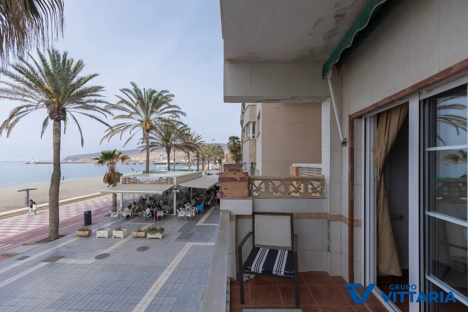 Piso en venta en Almería con Aire acondicionado, Terraza y Trastero
