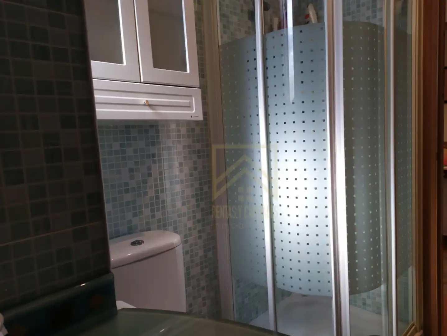 Badezimmer von Wohnung zur Miete in Santander mit Heizung und Möbliert