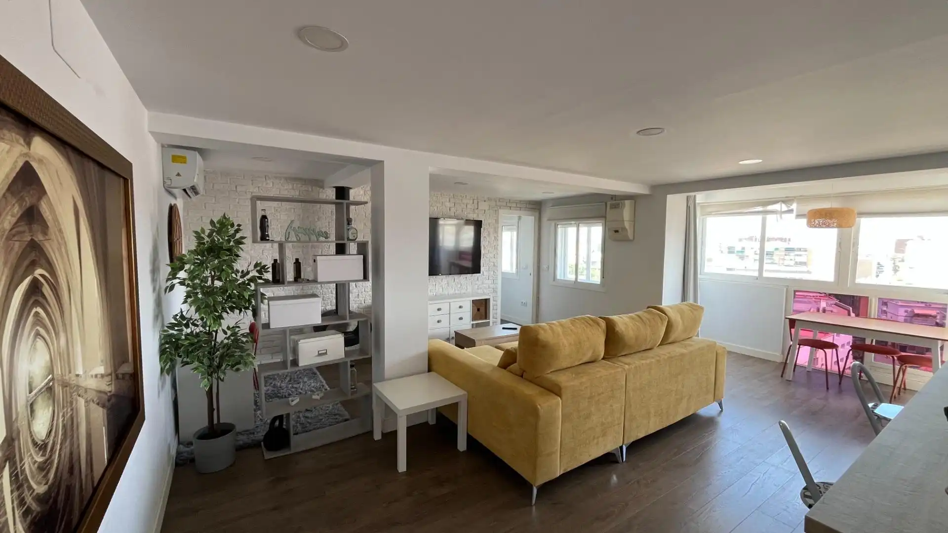 Flat for rent in Calle del Avión Cuatro Vientos, Parque María Luisa -Giralda Sur