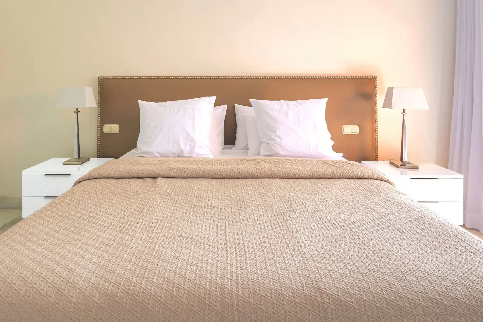 Habitación de Apartamento en venta en Benahavís con Terraza, Amueblado y Piscina comunitaria