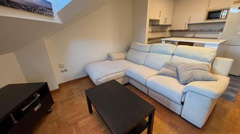 Foto 3 de Piso de alquiler en Laviada, Gijón