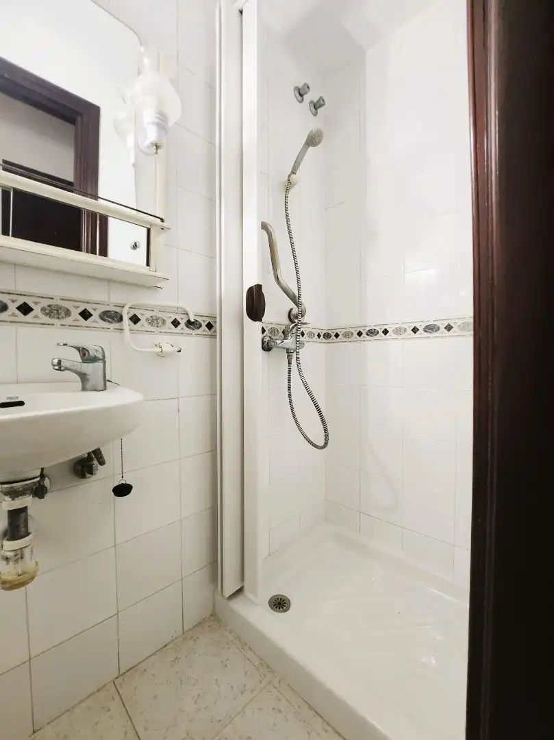 Bathroom of Detached homes for sale in Alcalá de Guadaira  with Air Conditioner, Terrace and Storage room
