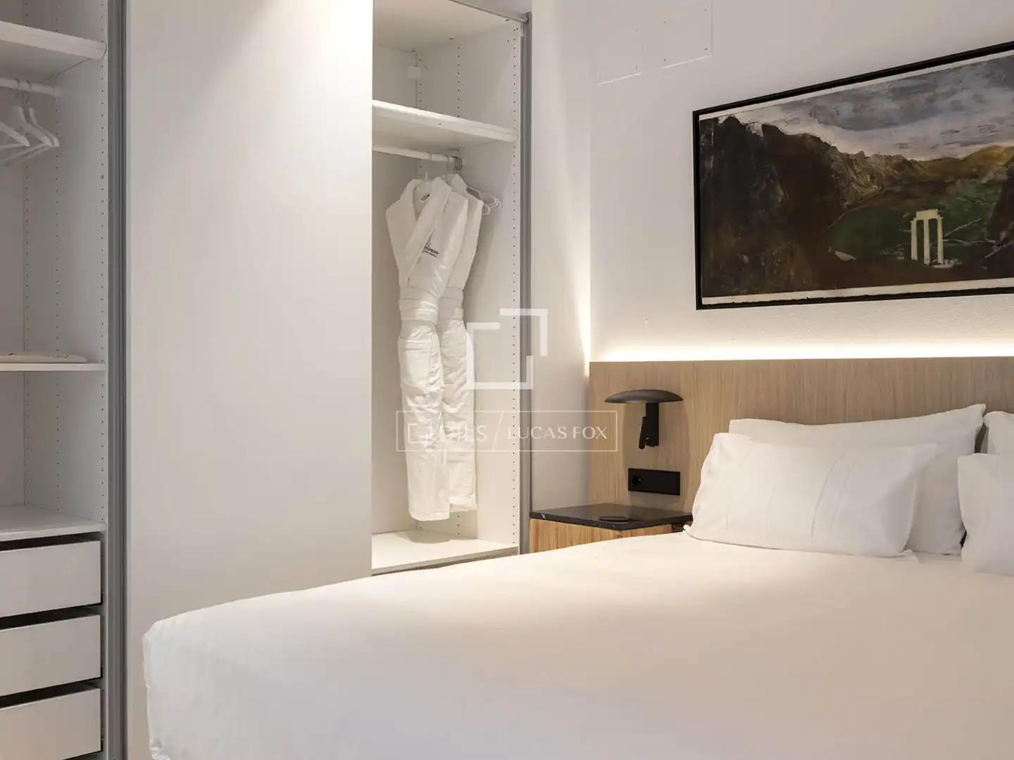 Bedroom of Flat for rent in Barcelona  with Air Conditioner, Heating and Parquet flooring