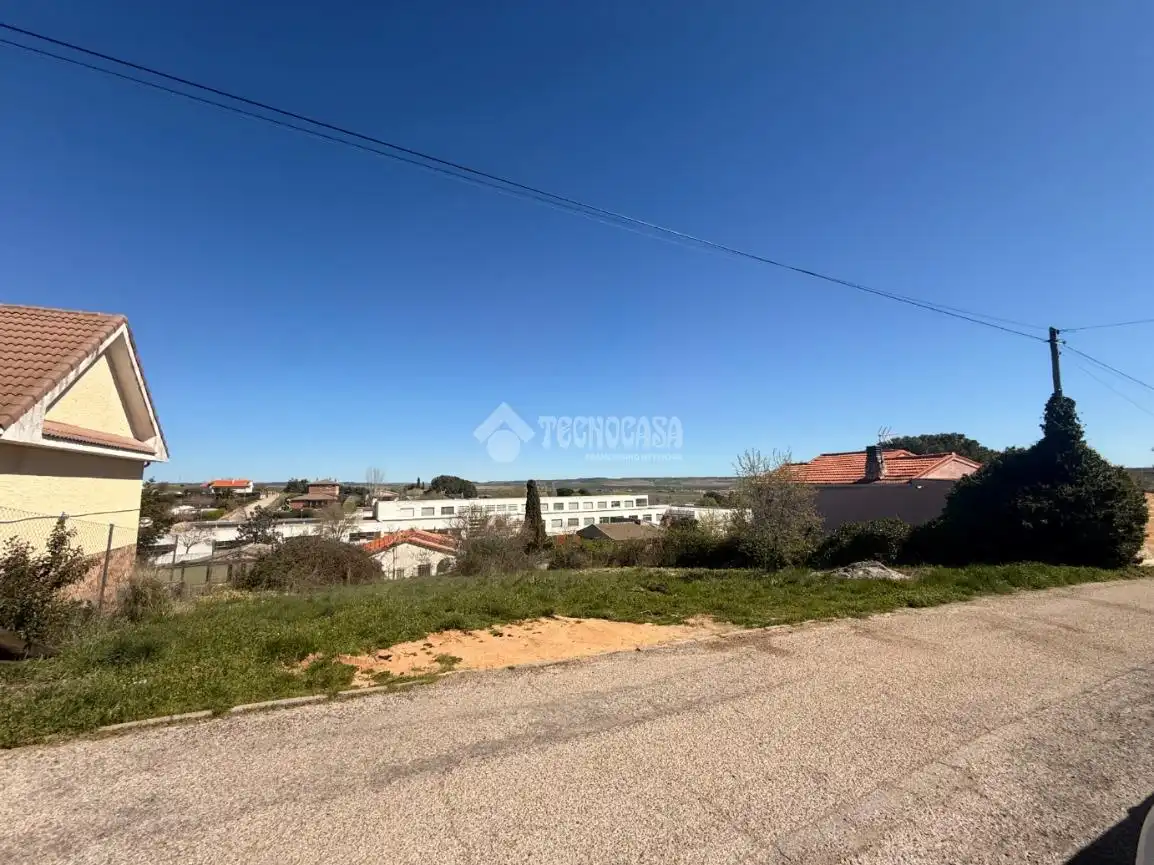 Terreny residencial en venda a Torrejón del Rey