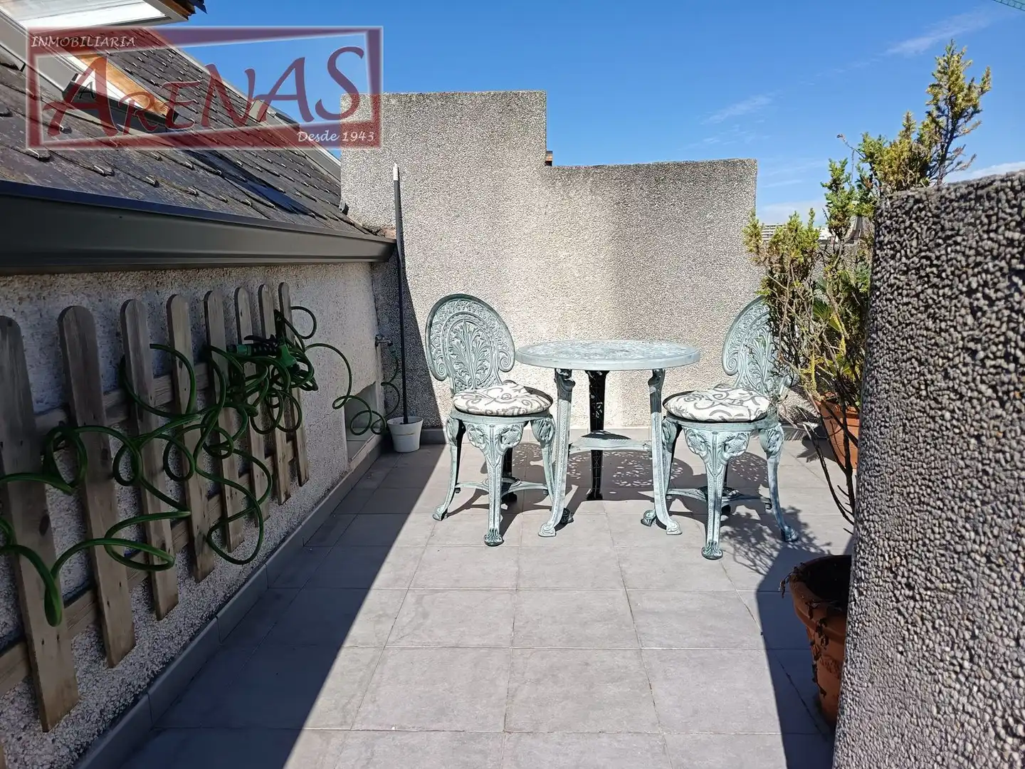 Terrassa de Àtic en venda en Laredo amb Calefacció, Terrassa i Moblat