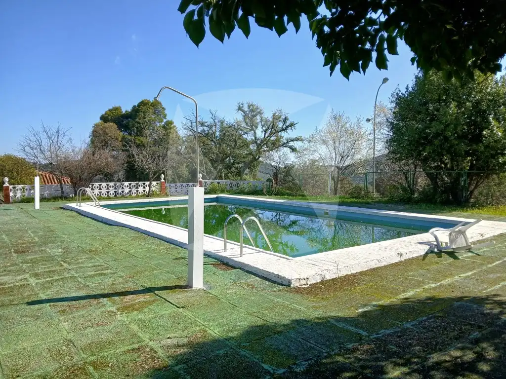 Piscina de Casa o xalet en venda en Cáceres amb Aire condicionat, Terrassa i Piscina